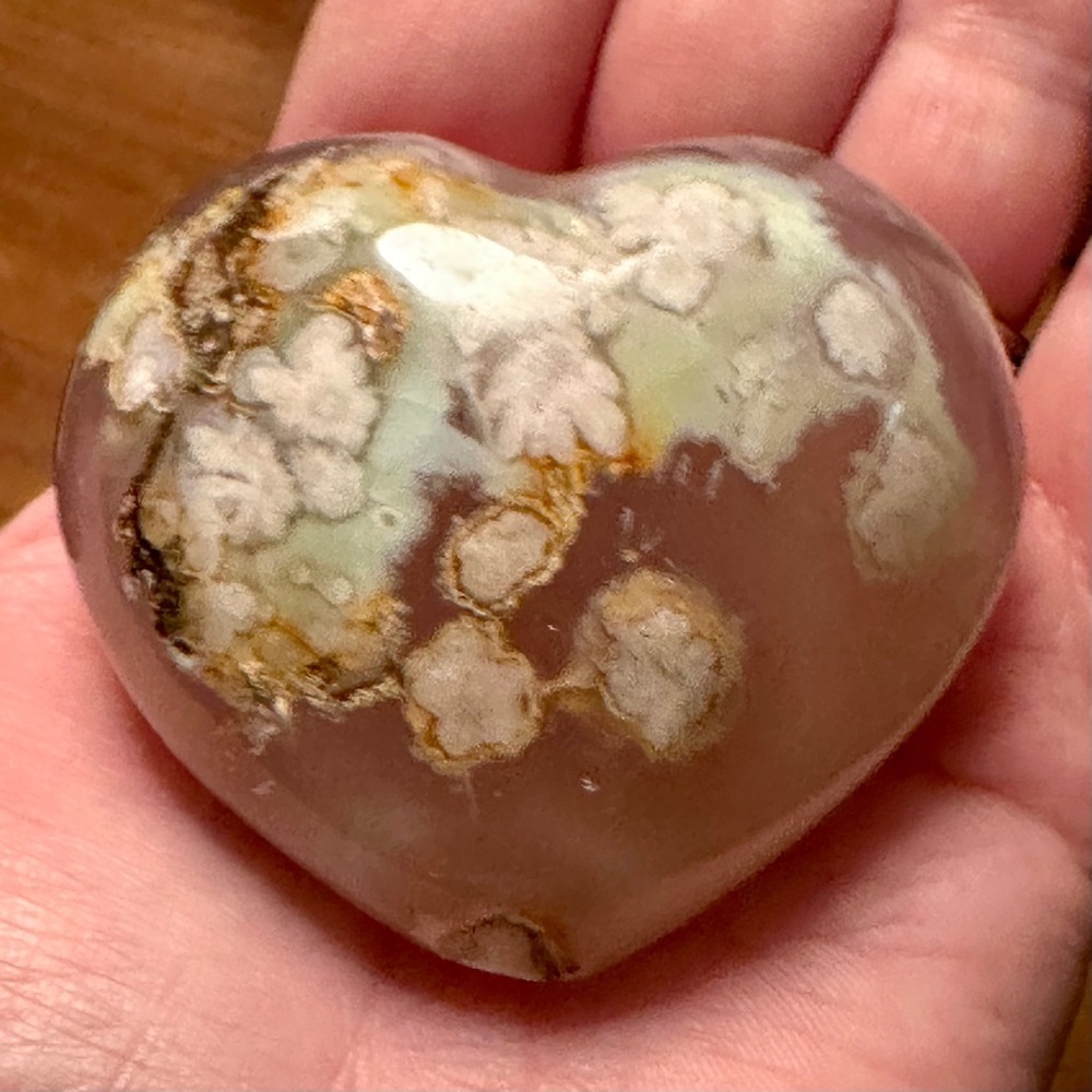 Polished natural Sakura cherry blossom Agate Stone Heart Large - Picture 9 of 9